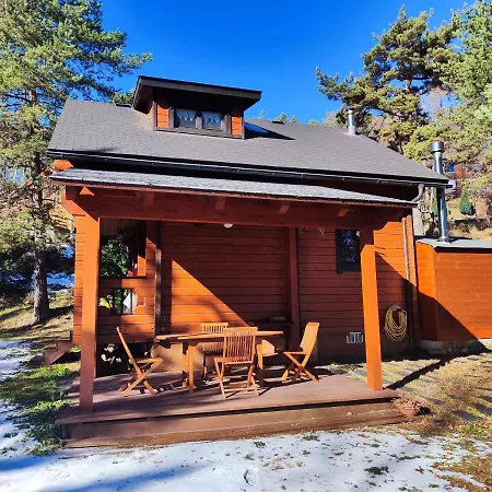 El Pi Solitari Holiday home *